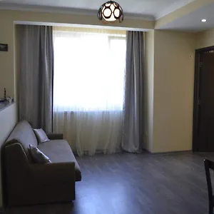 apartment-near-park.batumihotels.net/